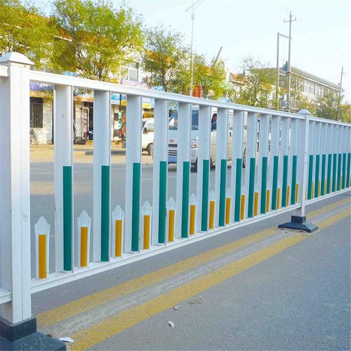 供應(yīng)安徽宣城道路護欄隔離欄 人行道路廣告板機非隔離欄現(xiàn)貨圖片