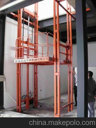 新鄉(xiāng)導(dǎo)軌升降機(jī)%好的導(dǎo)軌升降機(jī)%全在濟(jì)南崇高總車間圖片