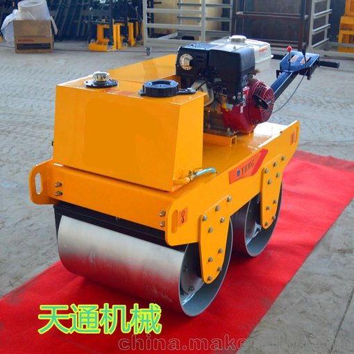 小型壓路機(jī)  手扶式雙鋼輪壓路機(jī) 圖片