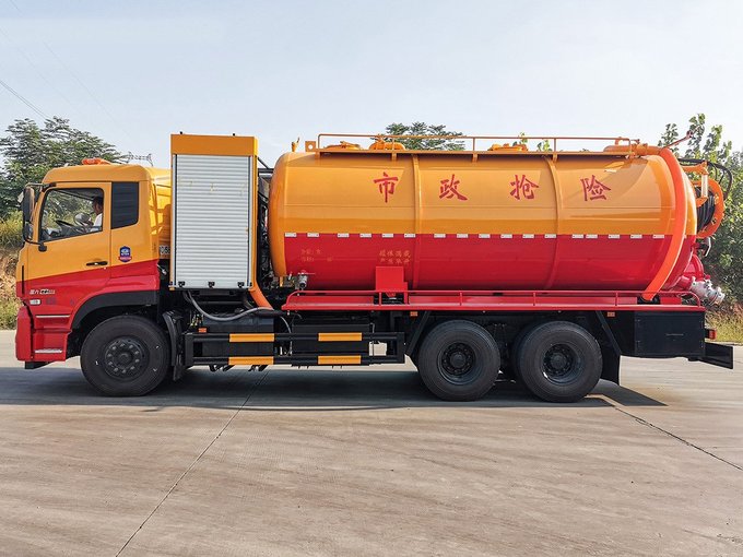 東風(fēng)天龍后雙橋高壓清洗車圖片