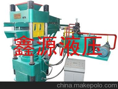 熱銷三亞型焦設(shè)備S/200T液壓焦煤壓塊機(jī)圖片