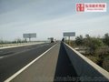 天津高速公路两侧高速广告