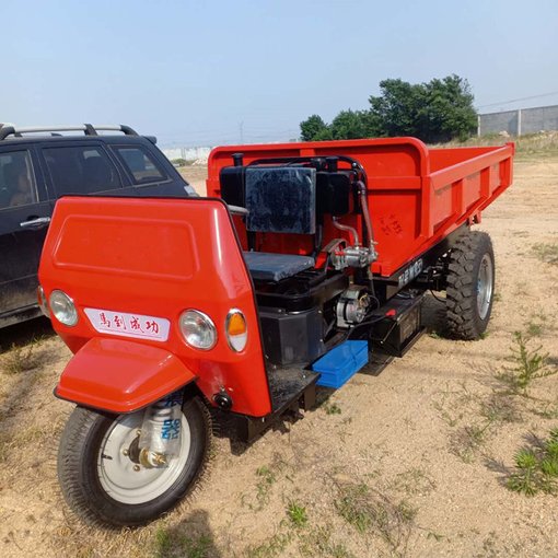 柴油自卸農(nóng)用三輪車(chē) 混凝土翻斗車(chē) 三輪車(chē)大全圖片