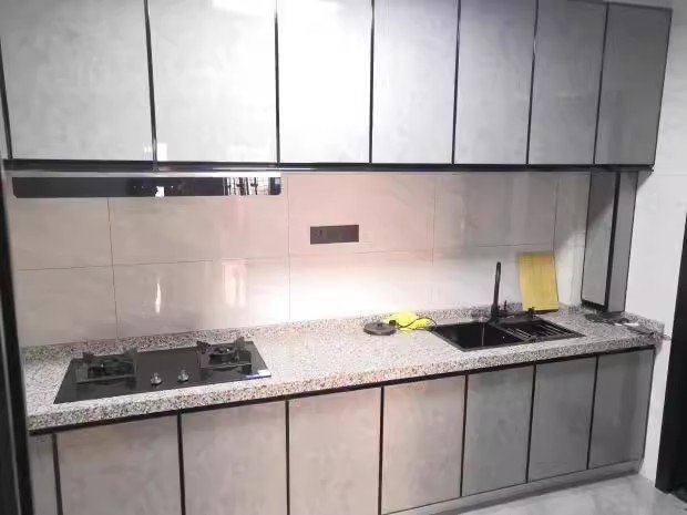 廣州家具維修門板維修櫥柜合頁加固圖片