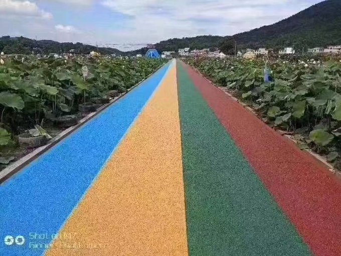 上饒玉山專業(yè)瀝路力彩色路面施工圖片