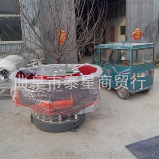 自動(dòng)出料振動(dòng)拋光機(jī)  小螺絲去毛刺去銹機(jī) 批發(fā)價(jià)圖片