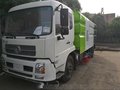 2018款的2款扫路车，清扫车，节油、高效、品质