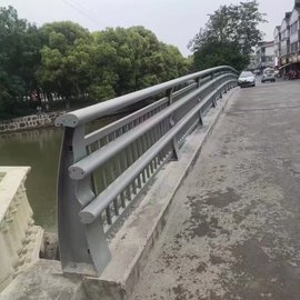 銅川噴塑不銹鋼護欄立柱品質(zhì)好制造