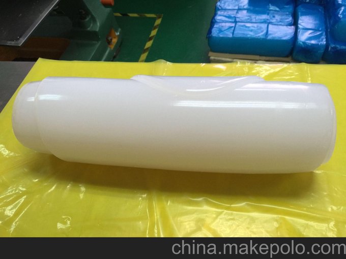 廠家生產(chǎn)無味抗黃膏狀硫化劑 低溫硫化劑  價格實惠圖片