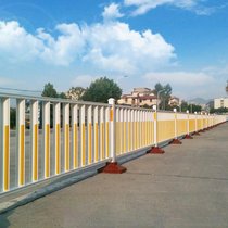 现货供应市政道路护栏  交通隔离护栏 锌钢道路护栏