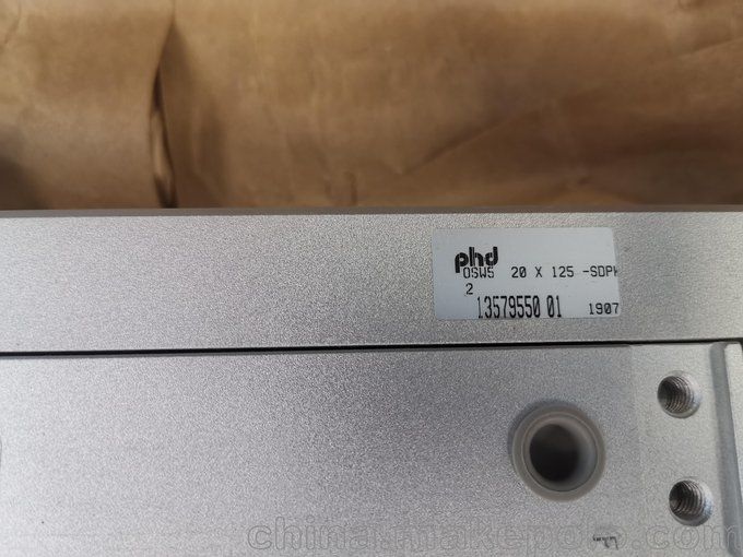 威斯特為您詳解美國PHD小氣缸CRS6U12X18-M圖片