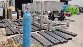 硅石直線輸送機 鐵礦石鱗板輸送機 超英定制